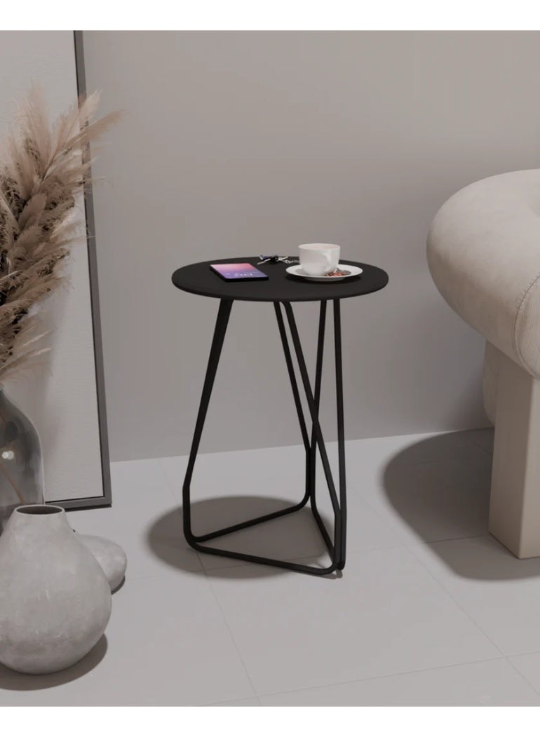 Raffinata Stratto – Sculptural Metal Side Table - Image 2